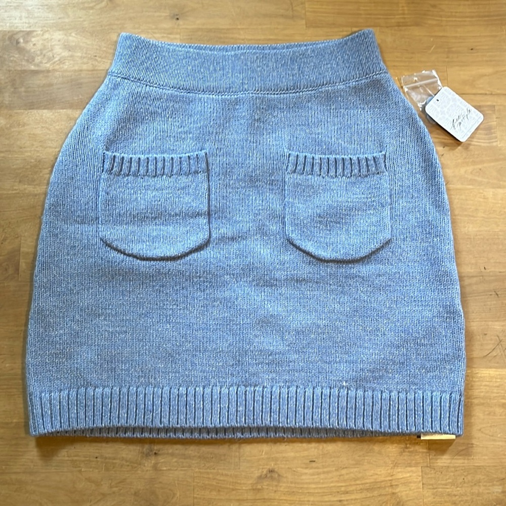 Free People knit skirt with front pockets